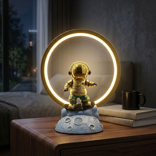 AstronautTableLamp